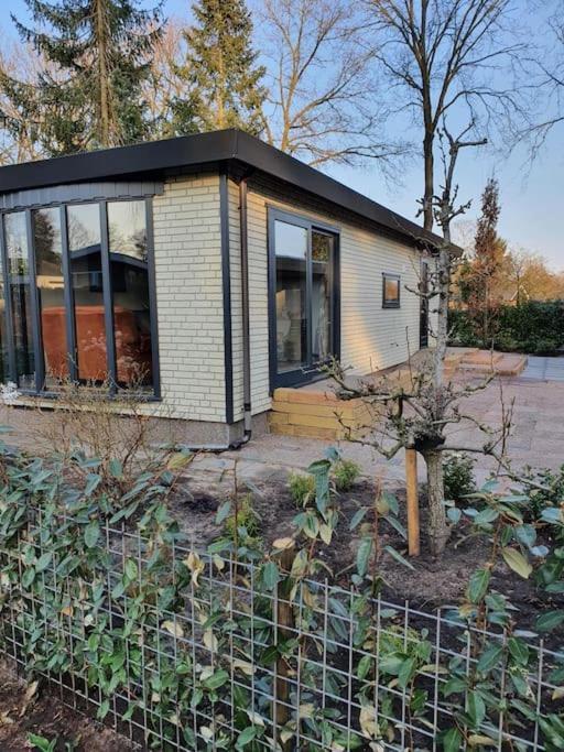 Cozy Chalet For 4 Veluwe Putten Zewnętrze zdjęcie